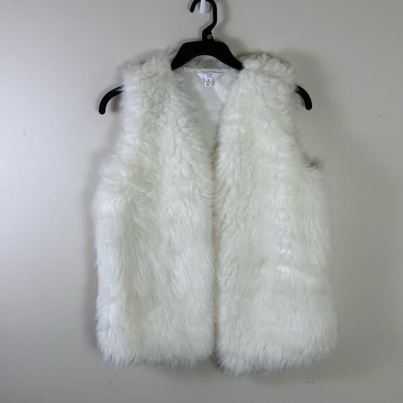 Time And Tru Women’s Faux Fur Vest Cream Size medium - Picture 1 of 5